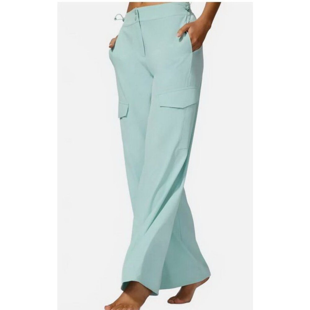 MPG Sport Inspire Cargo Pant, Blue Haze color, Lightweight, Size 8, EUC